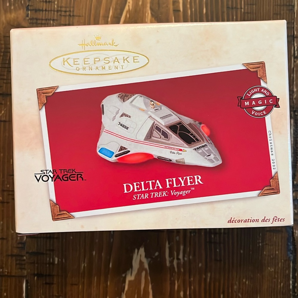 Star Trek Delta Flyer Keepsake Ornament. Light and Voice.